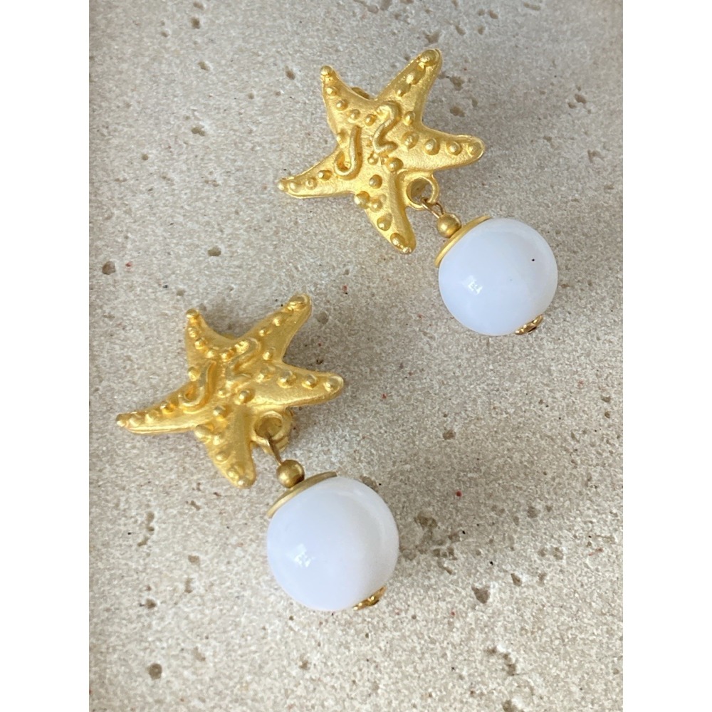 Gold Tone Starfish Clip On Earrings White Bead Dangle Beachy Coastal Chunky Bold